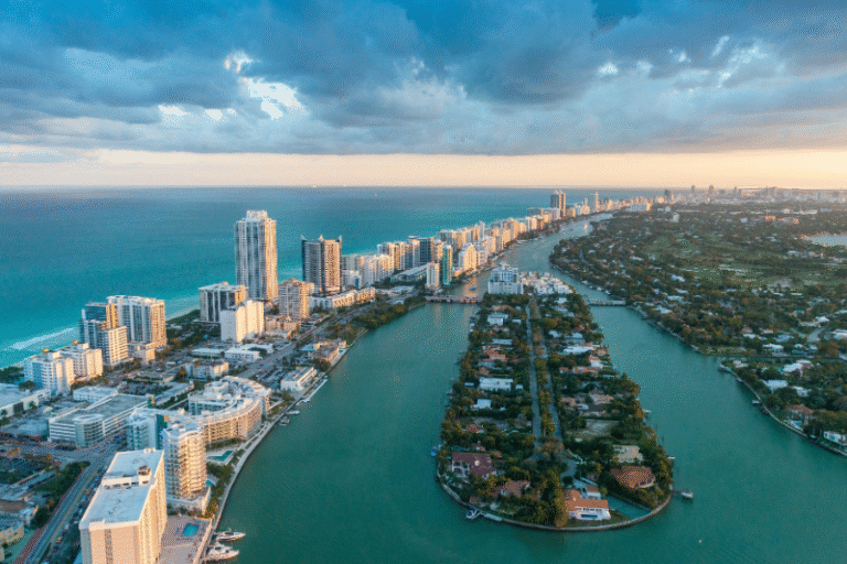 Florida, USA: Sunshine, Shores, and Southern Charm