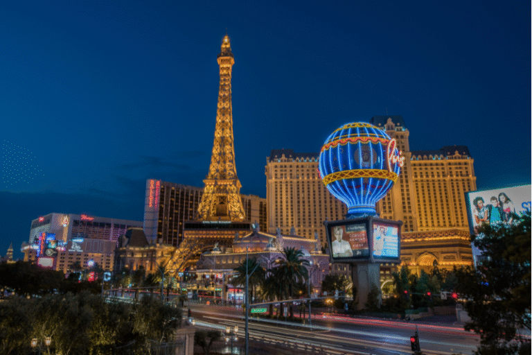 Las Vegas, Nevada: Neon Dreams and Desert Adventures